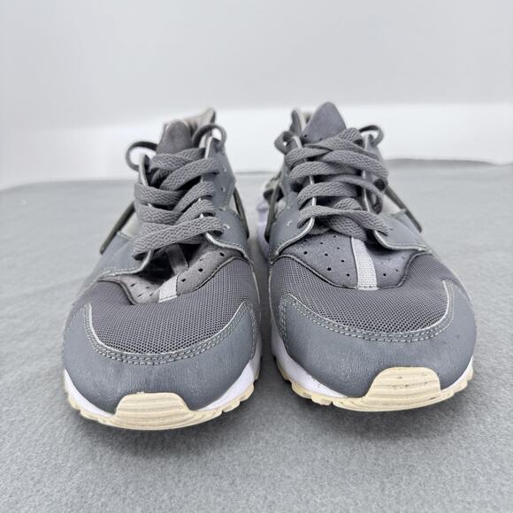 Nike Air Huarache Shoes Youth Size 7Y Gray White Olive Running 654275-012 - Picture 6 of 9